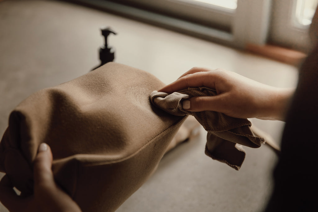 VINGA Sloane toiletry bag RCS recycled polyester