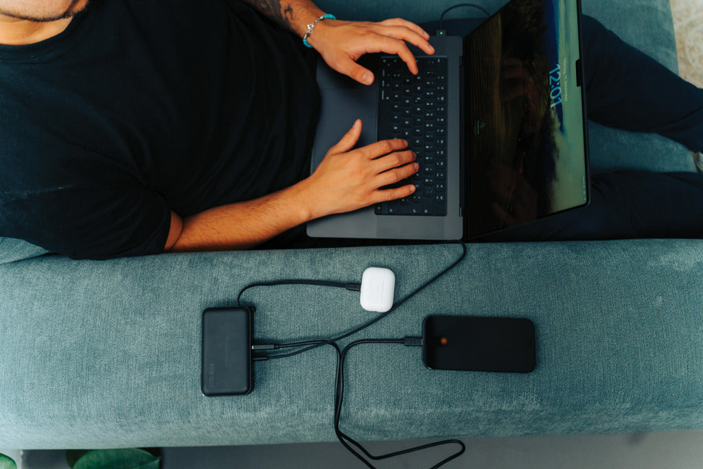 Urban Vitamin Eureka hybrid GANcharger 10000mah powerbank65W