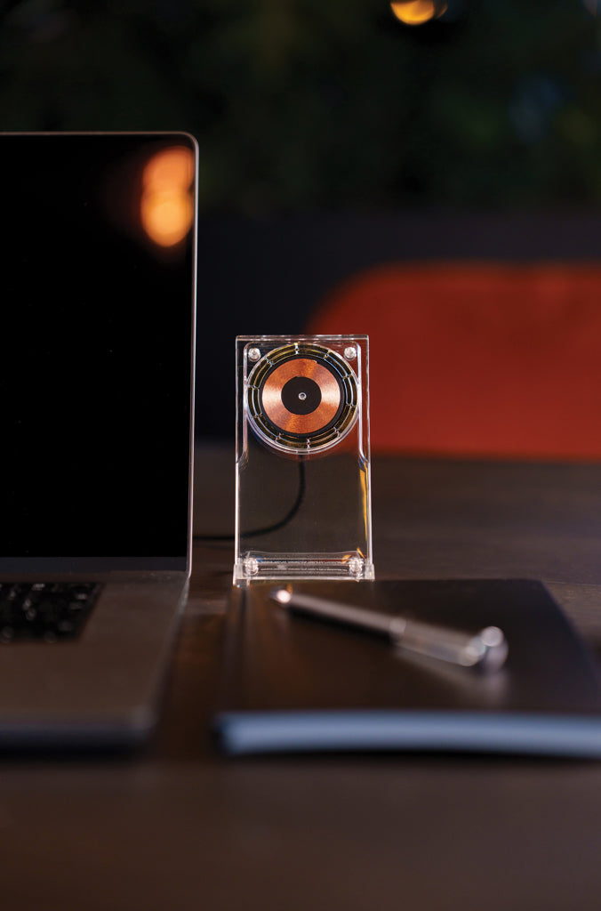 Magcharge 15W magnetic wireless charging stand