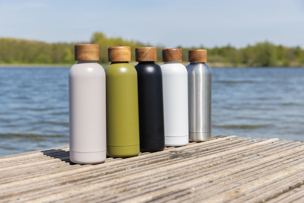 Wood RCS certified recycled stainless steel vacuum bottle