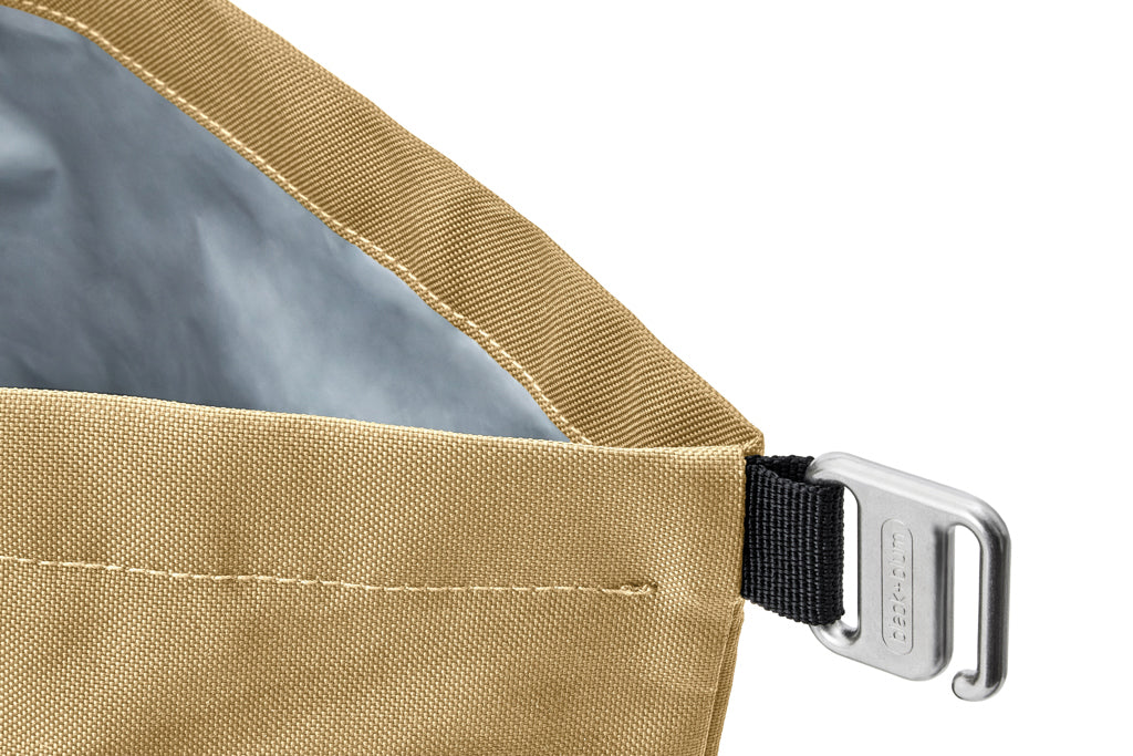Black+Blum 6.7L insulated Lunch/Cooler Bag