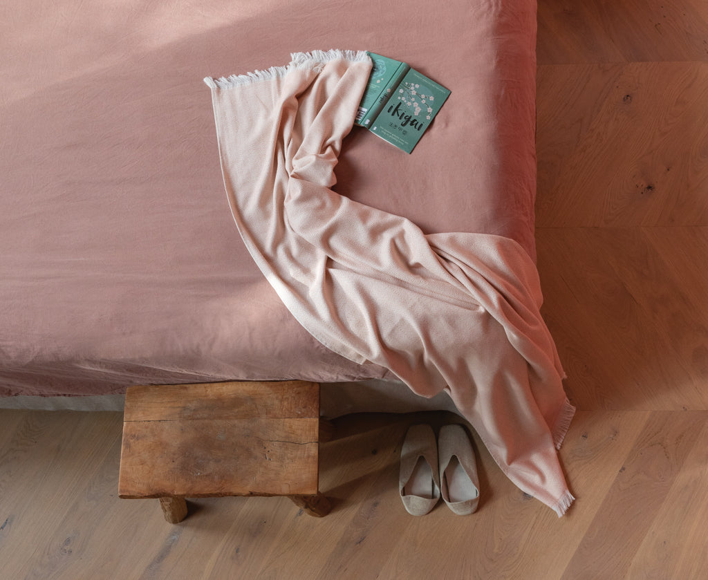 Ukiyo Hisako AWARE™ 4 Seasons towel/blanket 100x180