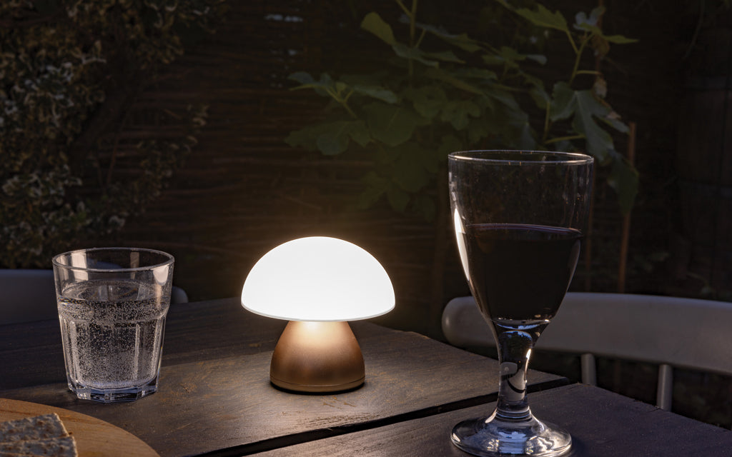 Luming RCS recycled plastic USB re-chargeable table lamp