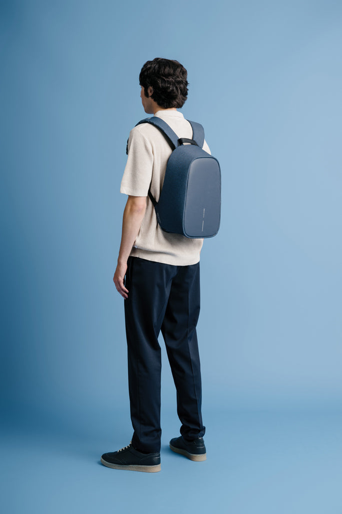 Bobby Hero Regular, Anti-theft backpack