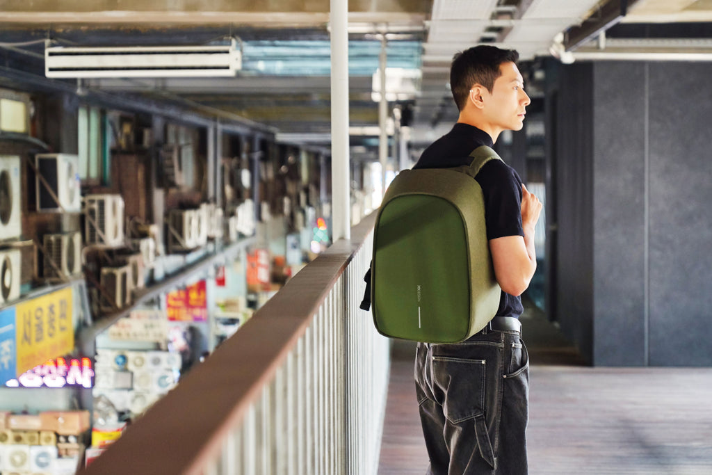 Bobby Hero Regular, Anti-theft backpack