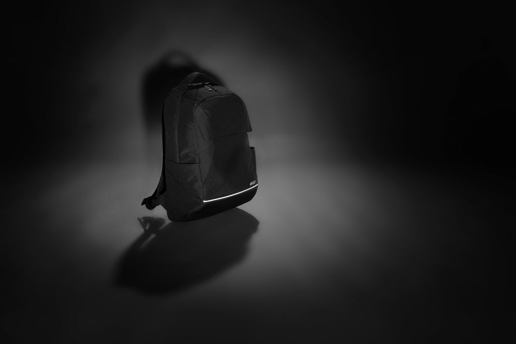 Swiss Peak Brooke AWARE™ RPET daily 15.6" laptop backpack