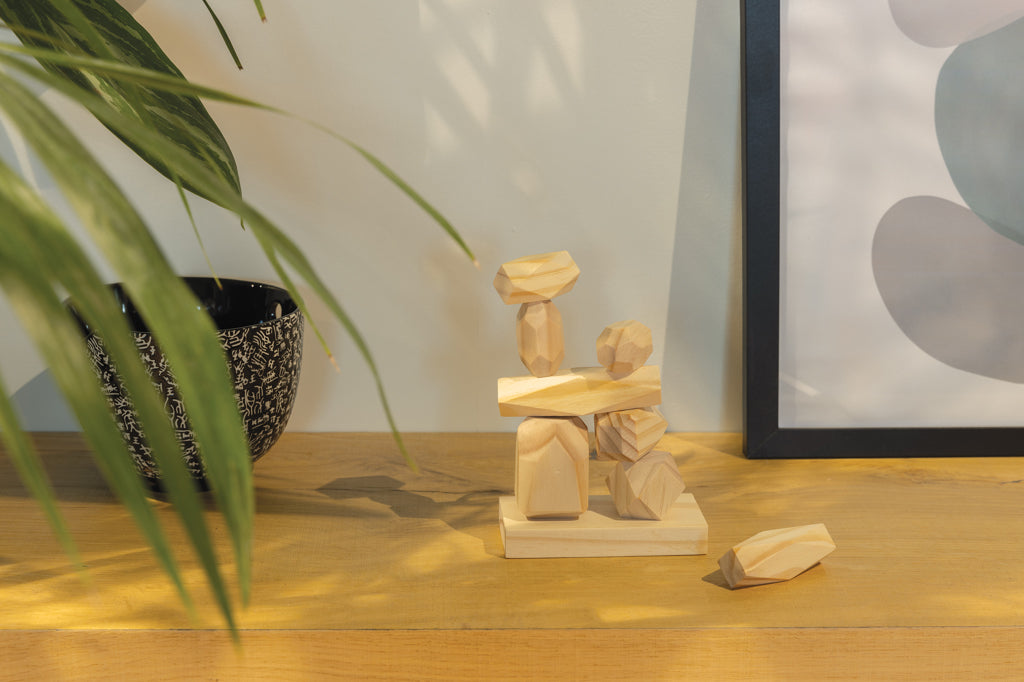 Ukiyo Crios wooden balancing rocks in pouch
