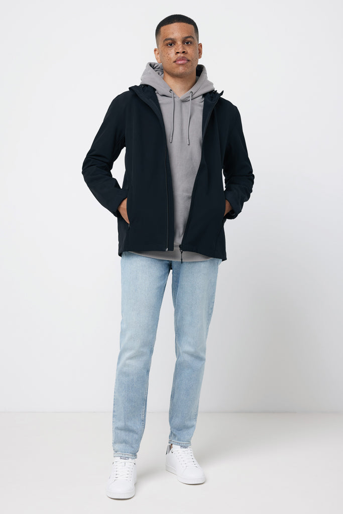 IQONIQ Makalu men recycled polyester soft shell jacket