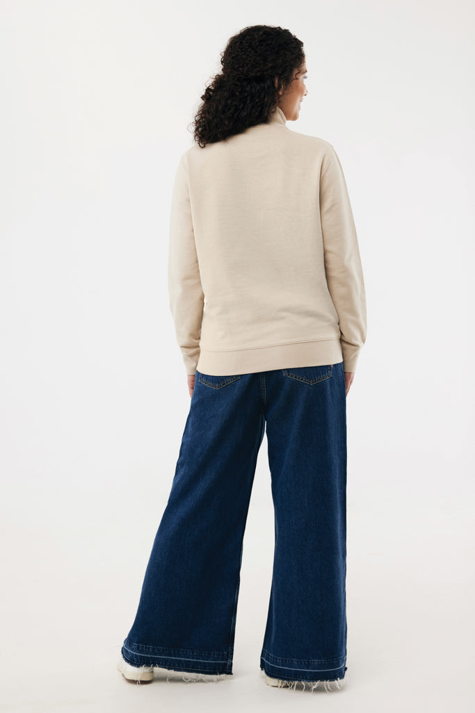 IQONIQ Elgon recycled cotton quarter zip sweater