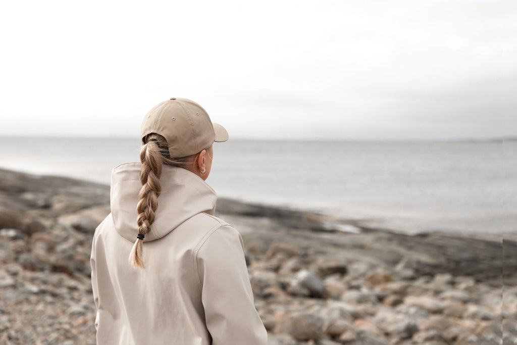 VINGA Baltimore AWARE™ recycled PET cap