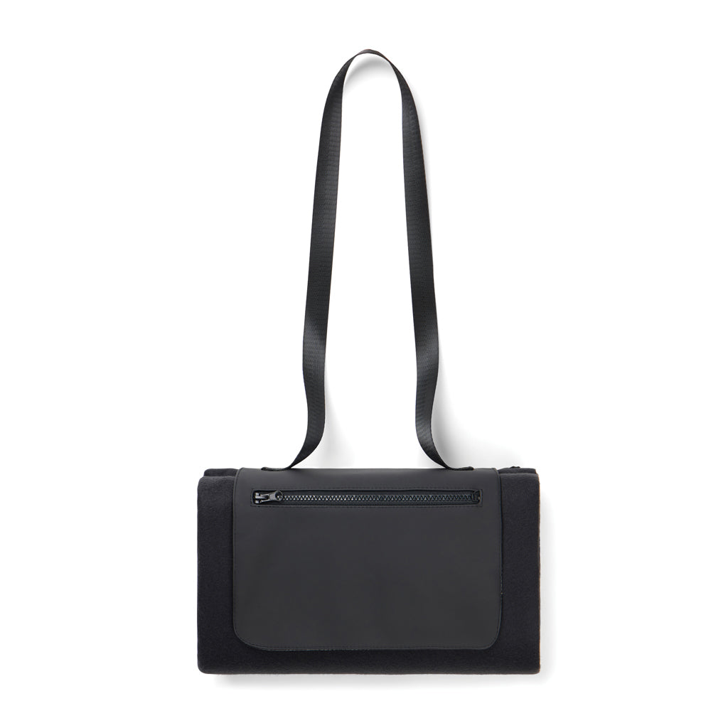 VINGA Baltimore RCS picnic blanket