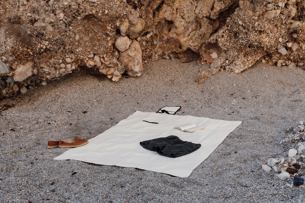 VINGA Volonne AWARE™ recycled canvas picnic blanket