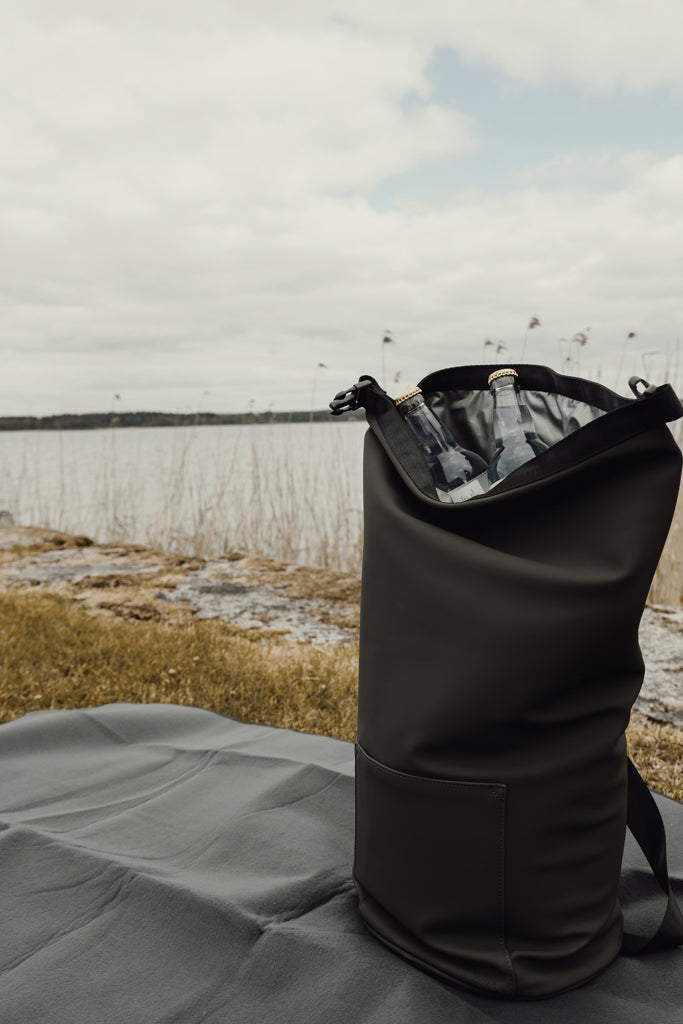 VINGA Baltimore RCS Roll-top cooler bag