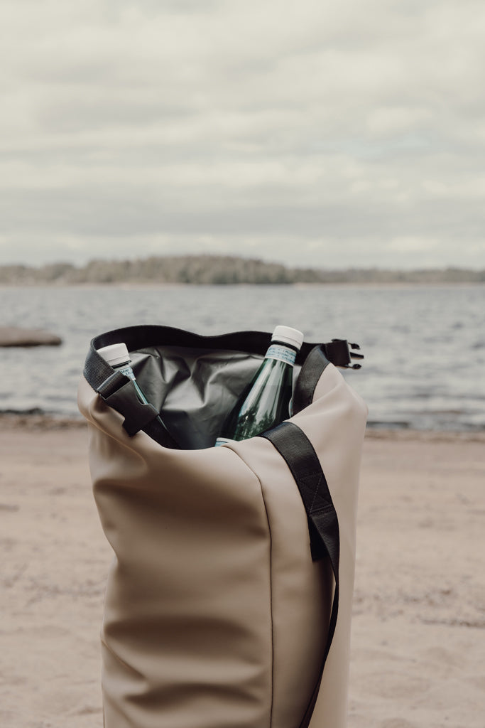VINGA Baltimore RCS Roll-top cooler bag