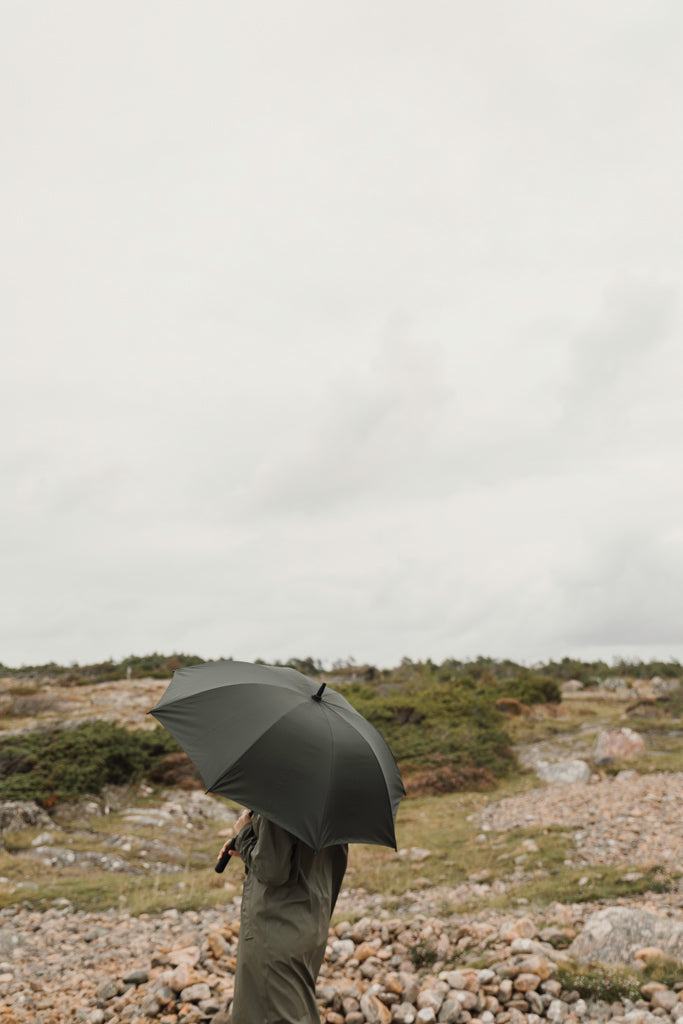 VINGA Baltimore AWARE™ RPET 23" umbrella