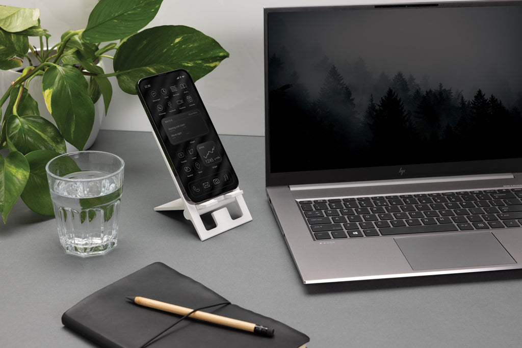 SnapStand RCS recycled plastic foldable phone stand