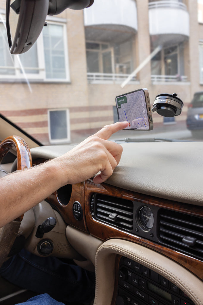 Terra 360 RCS recycled plastic universal phone holder