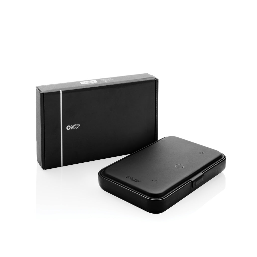 Swiss Peak RCS recycled travel case with 3 in 1 charger