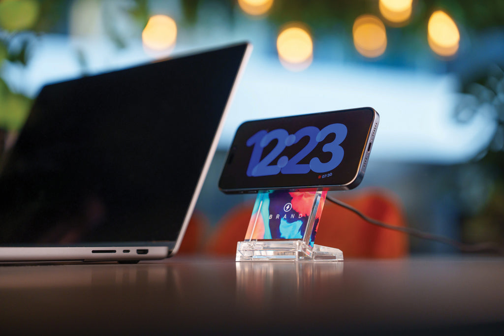 Magcharge 15W magnetic wireless charging stand