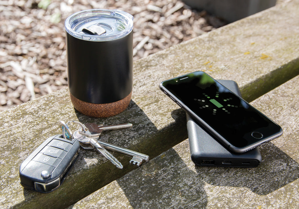 10.000 mAh Fast Charging 10W Wireless Powerbank with PD