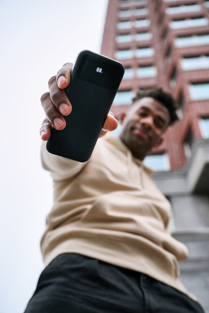 Turbopack RCS rplastic powerbank 10.000 integrated cables