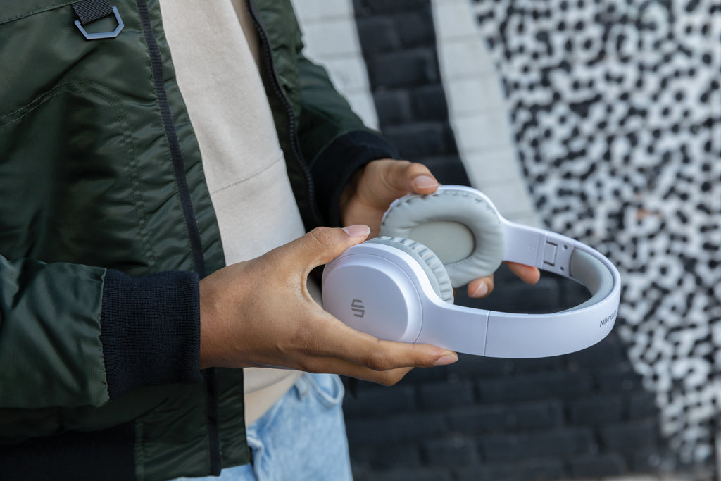 Urban Vitamin Belmont wireless headphone
