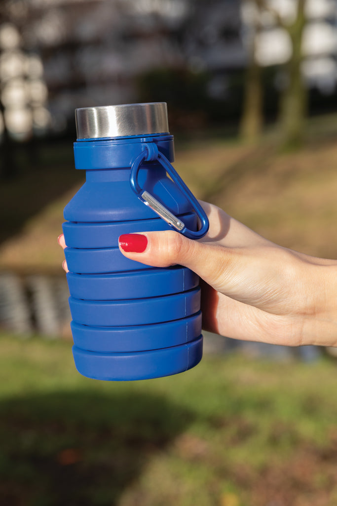 Leakproof collapsible silicone bottle with lid