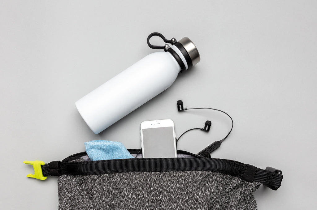 Copper vacuum insulated bottle with carry loop