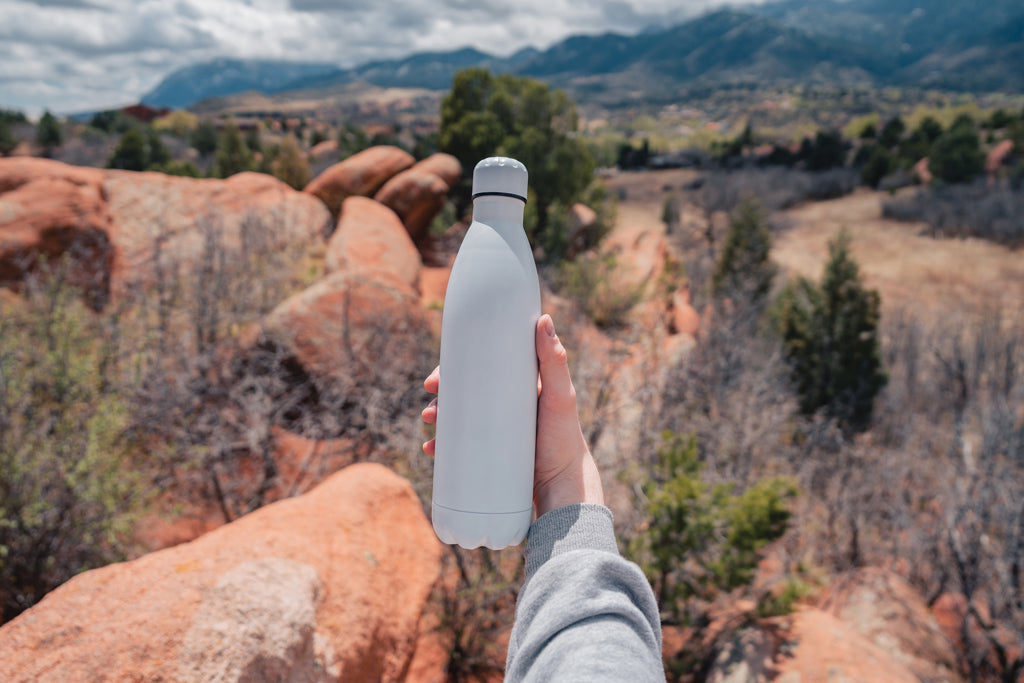 Solid colour vacuum stainless steel bottle 750ml