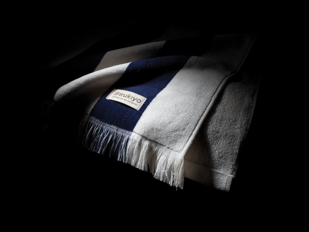 Ukiyo Yukari AWARE™ XL deluxe beach towel 100x180cm