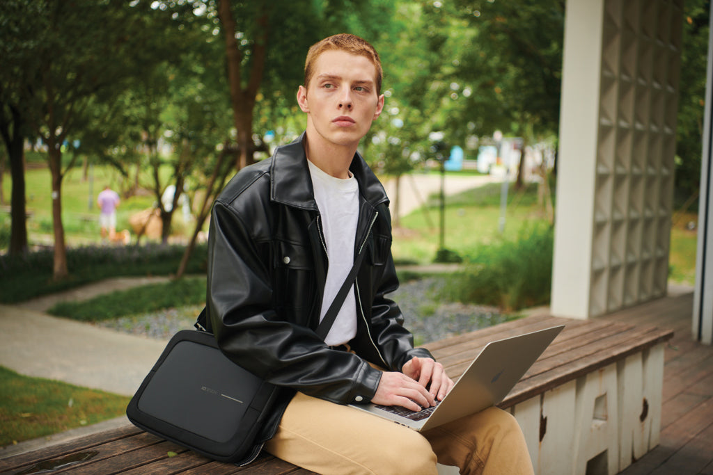 XD Design 16" Laptop Bag
