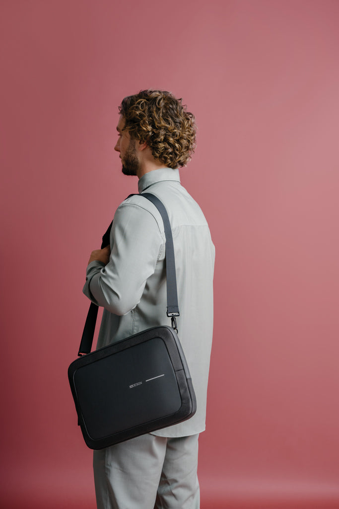 XD Design 16" Laptop Bag