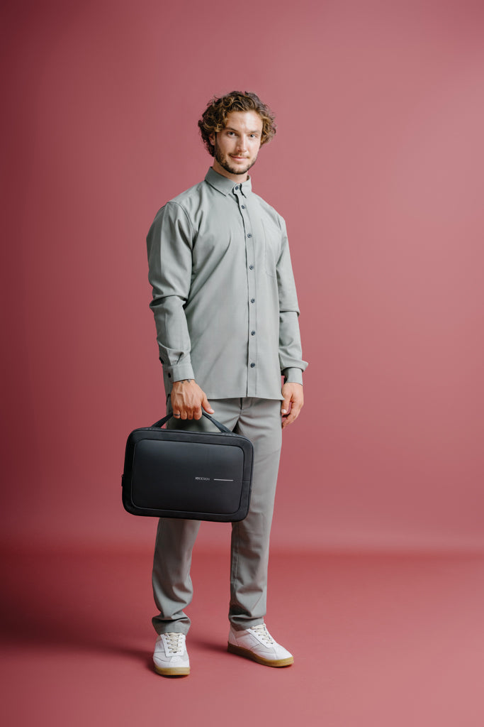 XD Design 16" Laptop Bag
