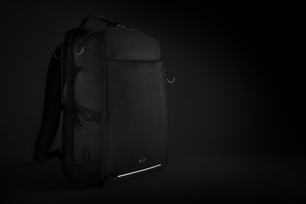 Swiss Peak AWARE™ XXL weekend travel backpack