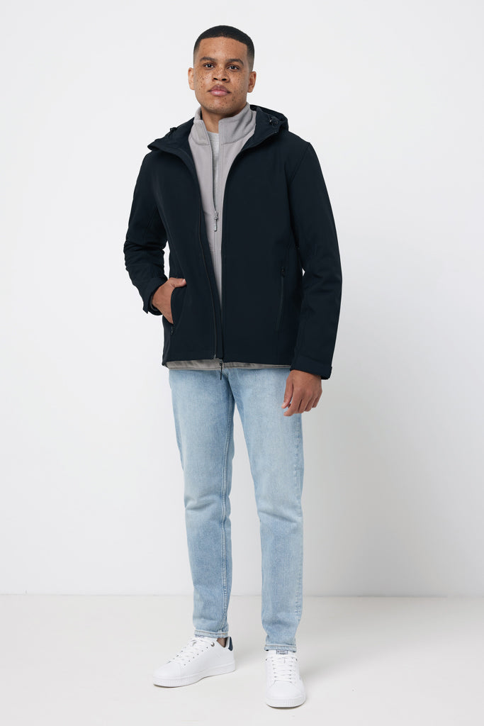 IQONIQ Makalu men recycled polyester soft shell jacket
