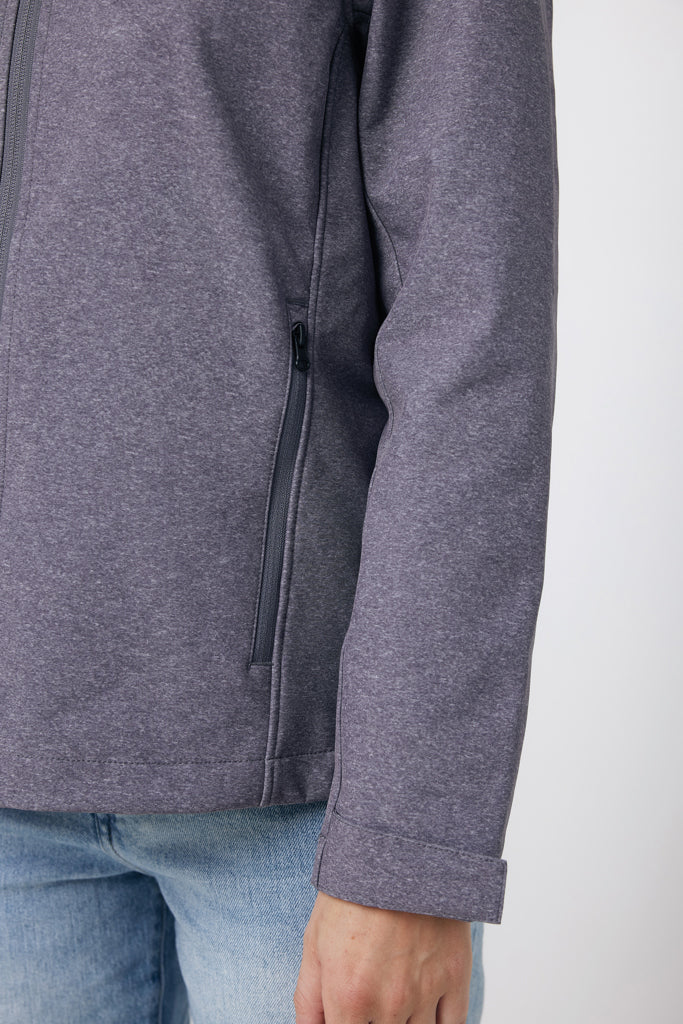IQONIQ Makalu men recycled polyester soft shell jacket