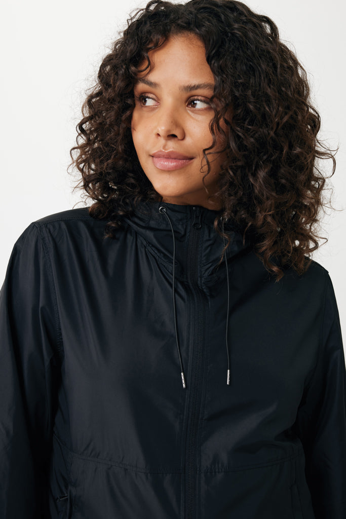 IQONIQ Logan recycled polyester lightweight jacket