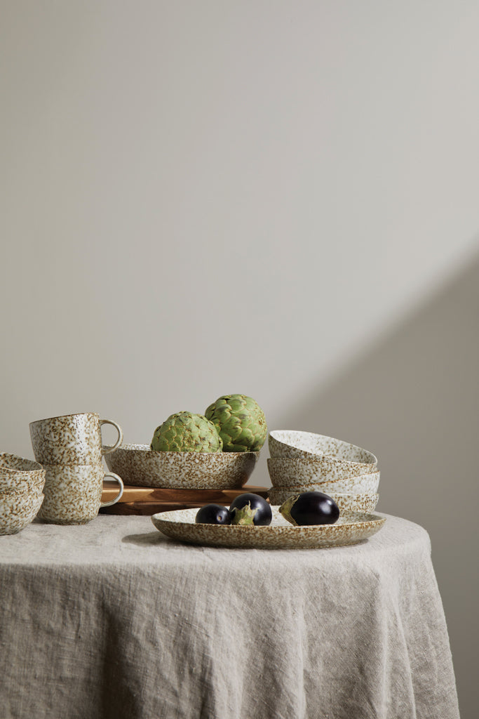 VINGA Nuvem serving plate