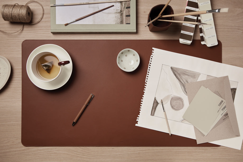 VINGA Timo PU RCS RPET desk pad