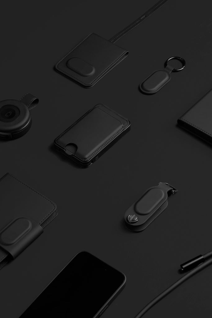 VINGA Baltimore RCS Passport Cover With Finder Dual