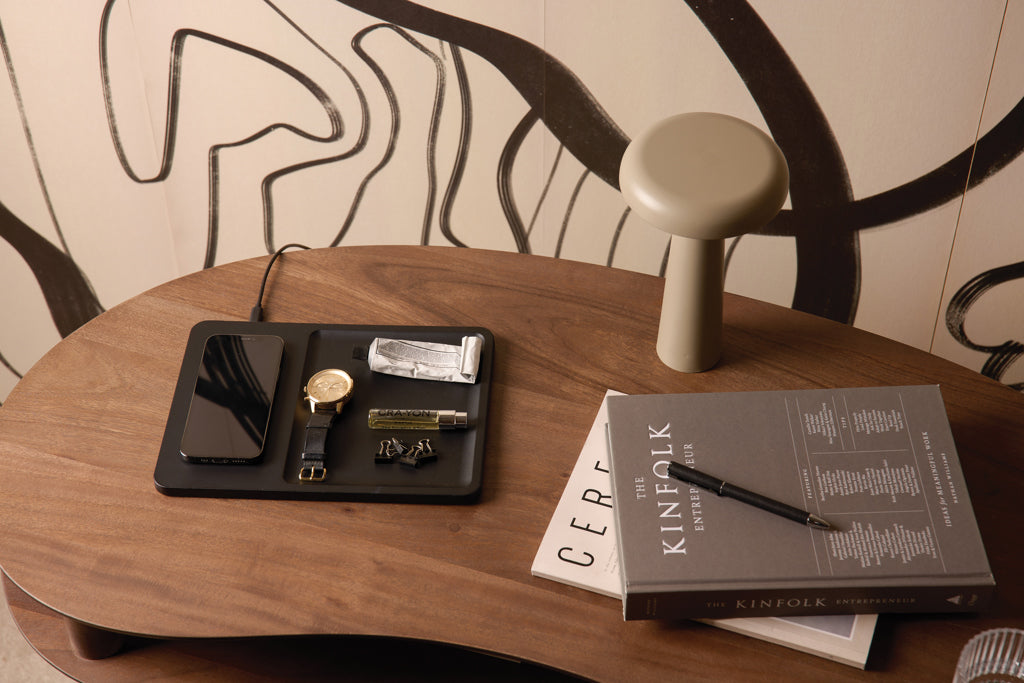 VINGA Timo RCS desk charger and accessory tray