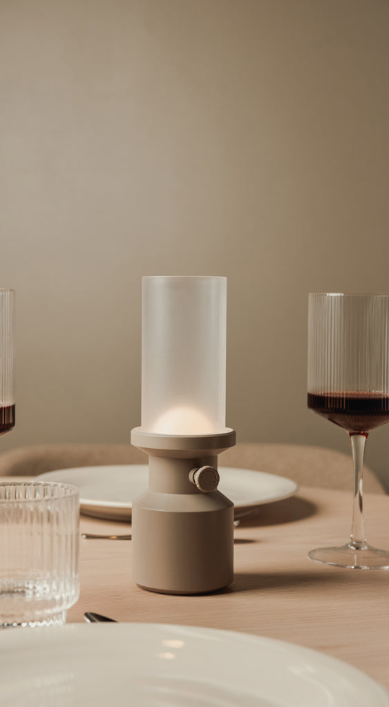 VINGA Niori RCS table lamp