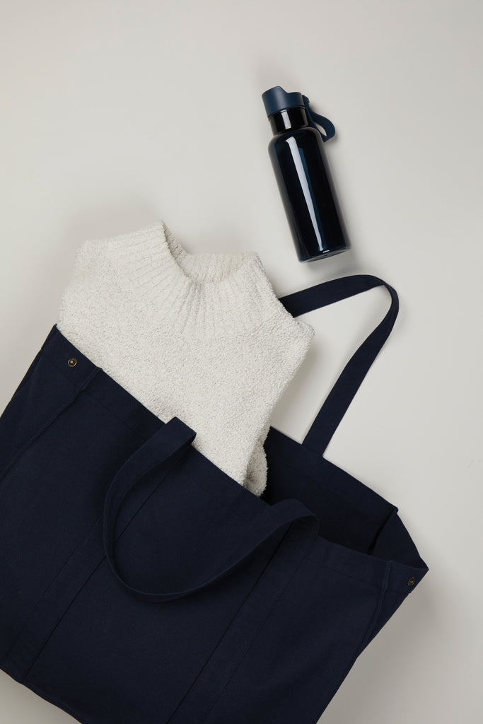 VINGA Hilo AWARE™ recycled canvas maxi tote bag